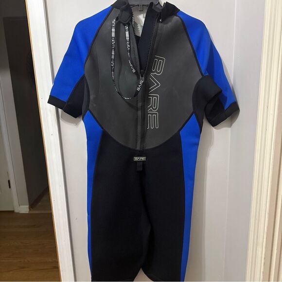Blue and Black Swim Rashguard with Short Sleeves - Picture 2 of 7